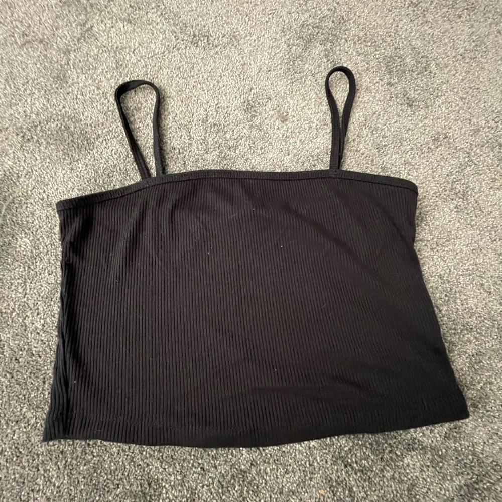 black ribbed crop tank top